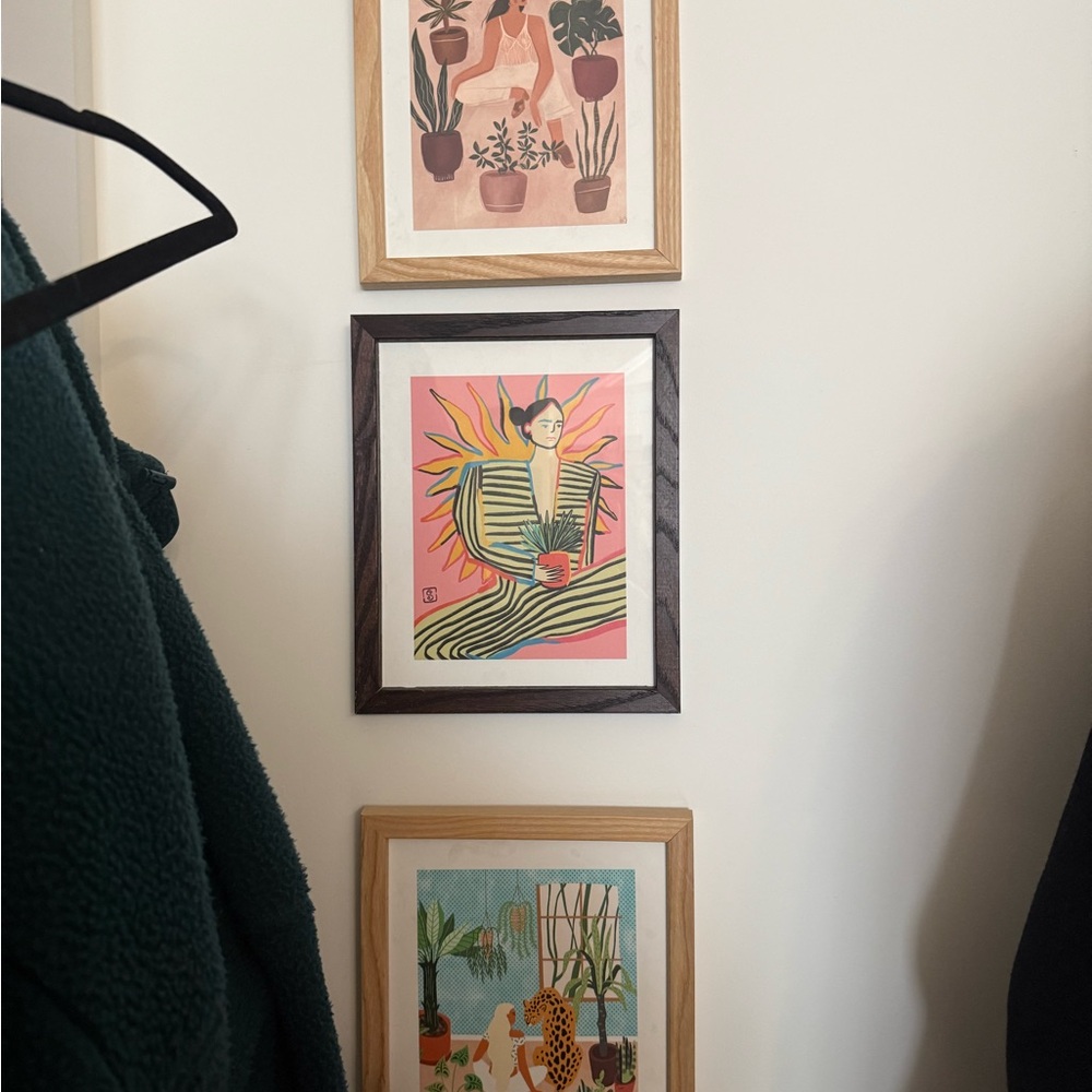 Urban Outfitters 4 pictures!!